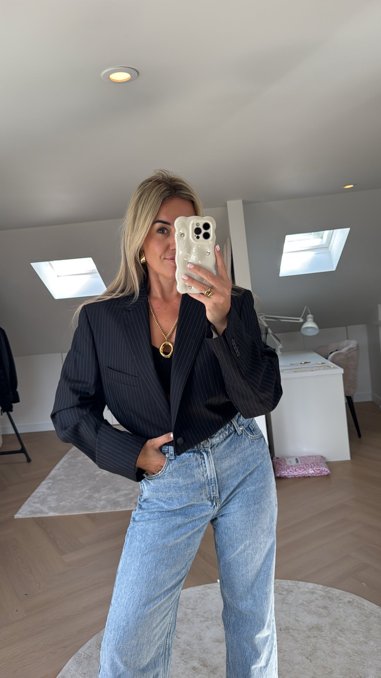 Cropped blazer