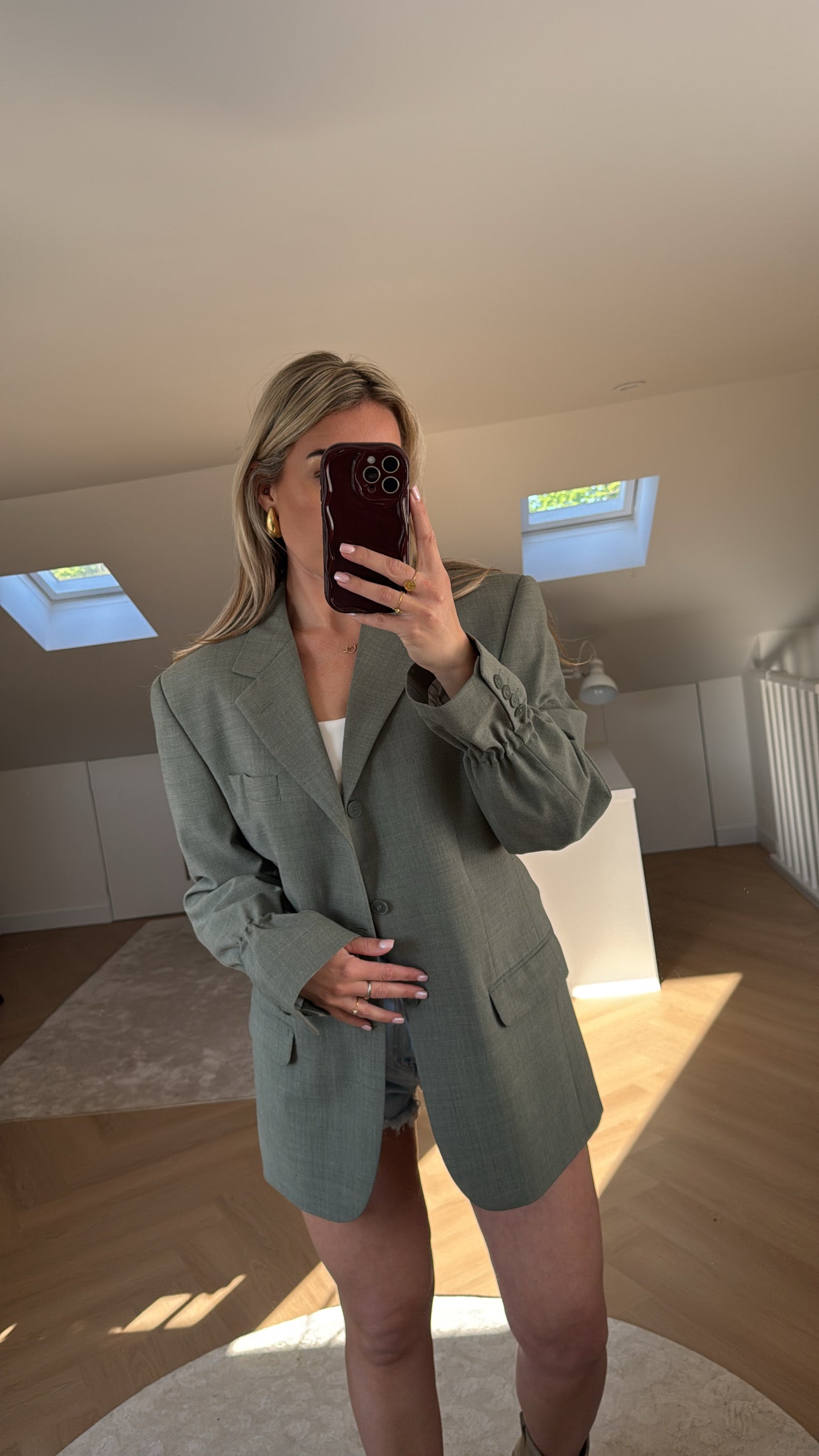 Puck blazer