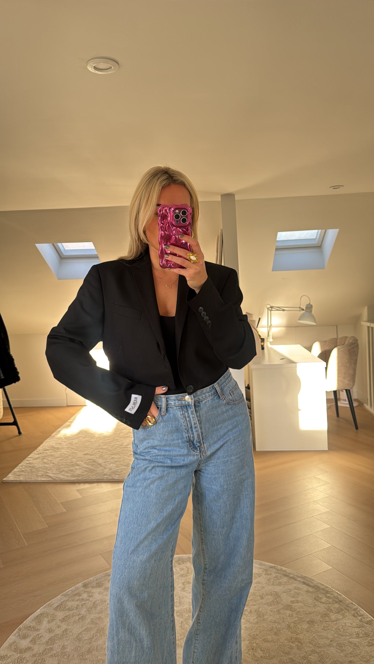 Cropped blazer - black