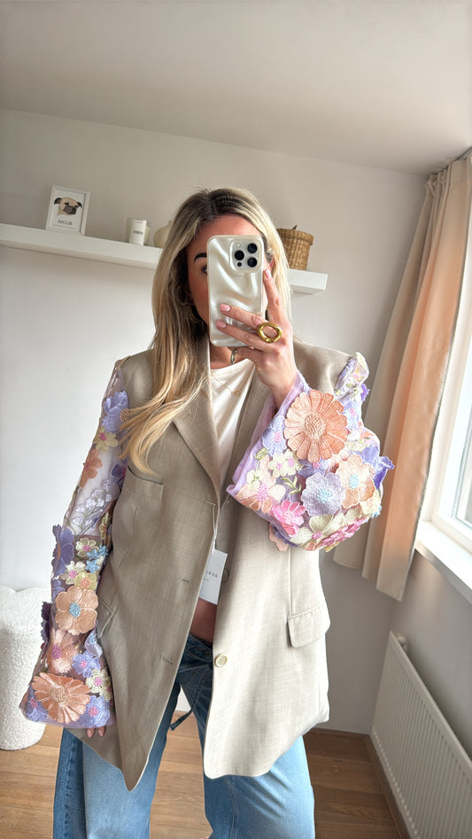 Light flower blazer - beige