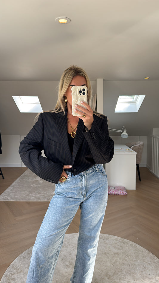Cropped blazer