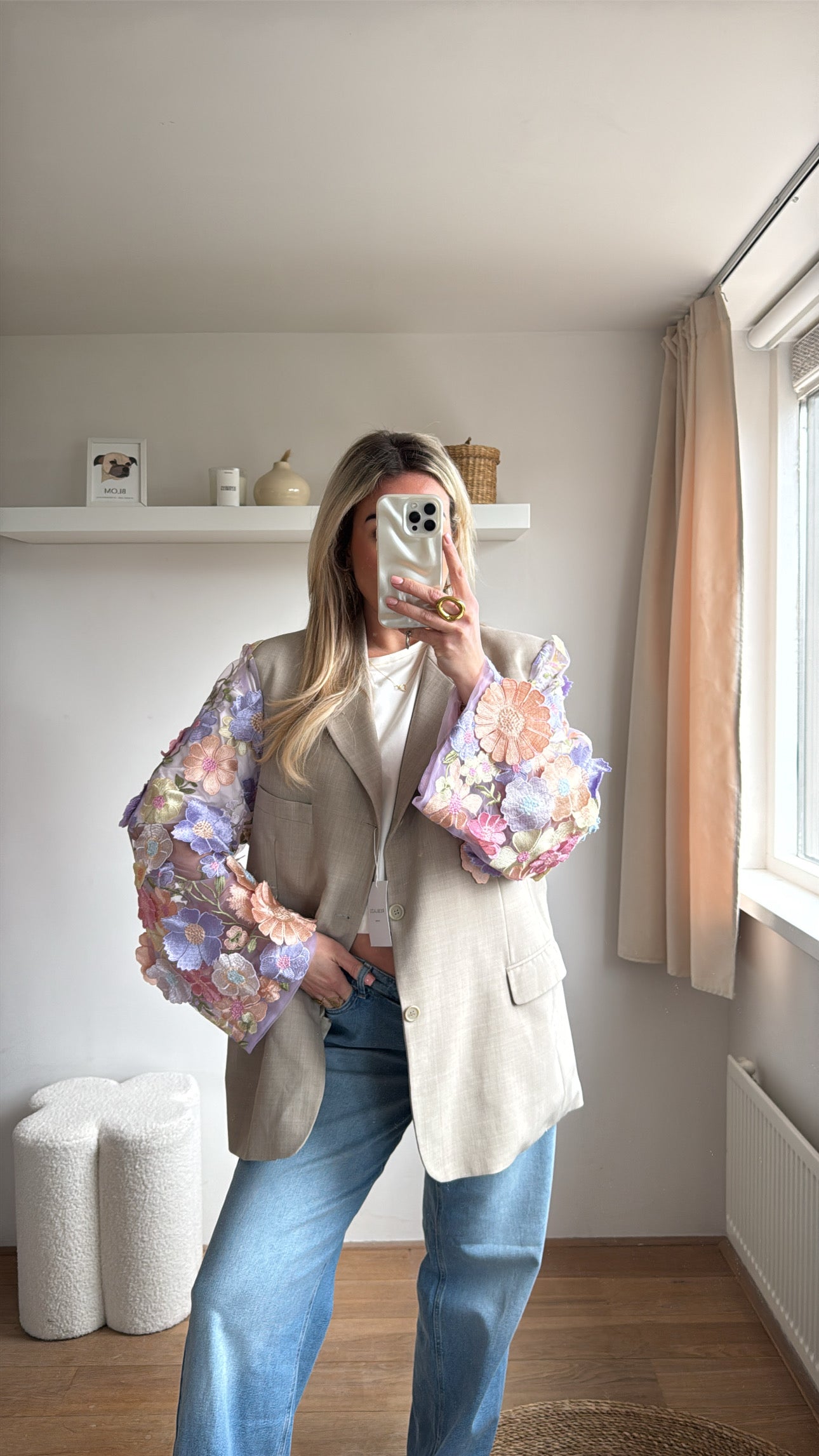 Light flower blazer - beige