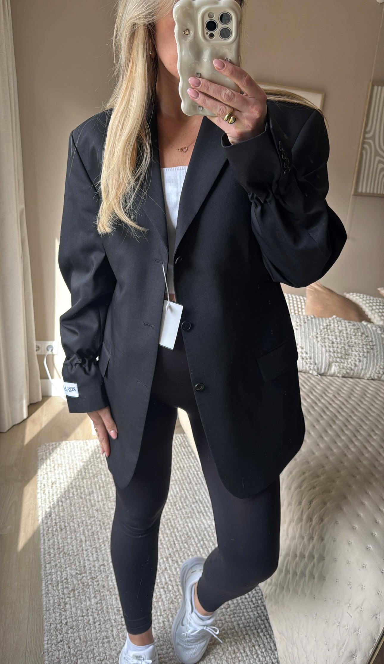 Essential blazer - black